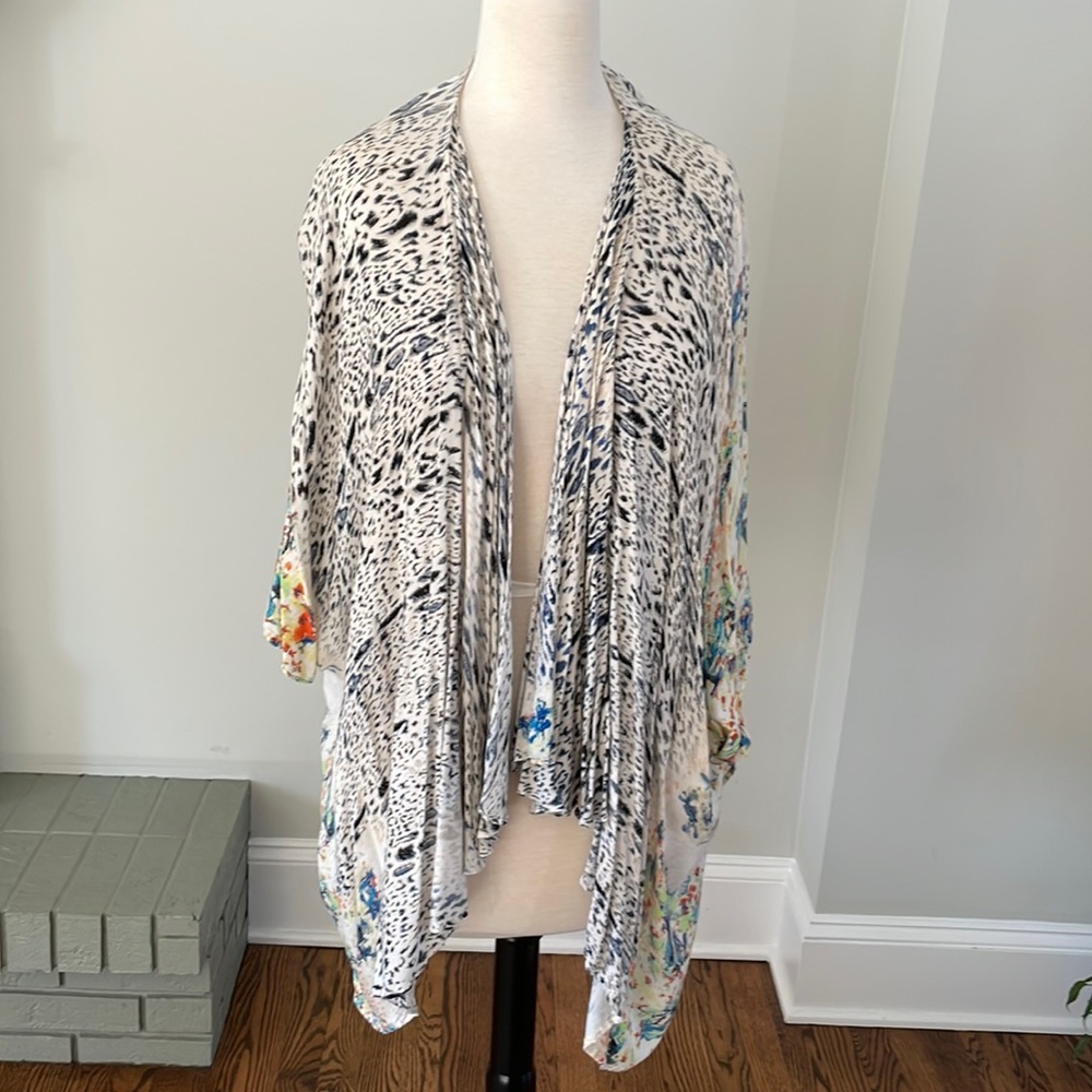 Light weight cardigan